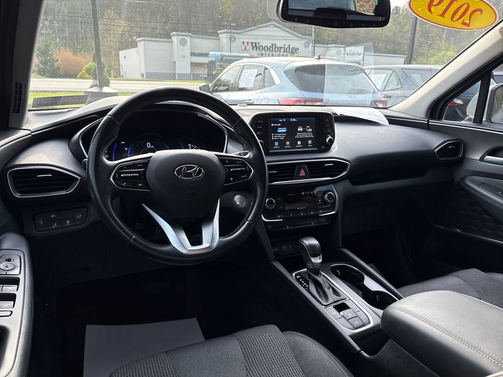 Used 2019 Hyundai Santa Fe SEL FWD image 11