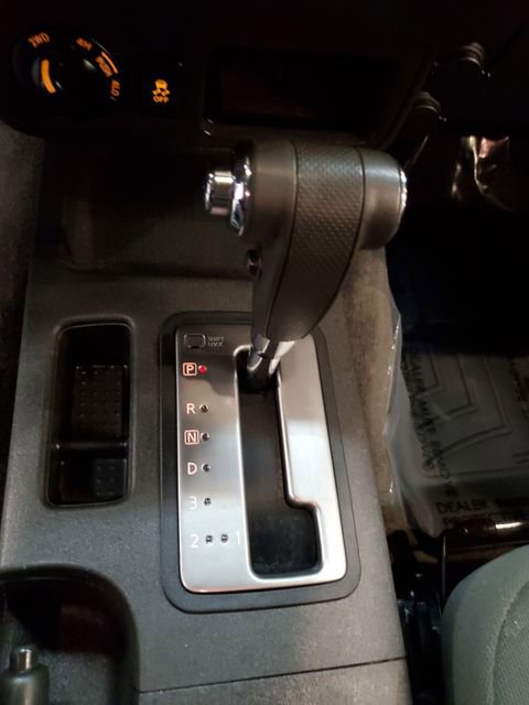 Used 2016 Nissan Frontier SV AWD/4WD image 25