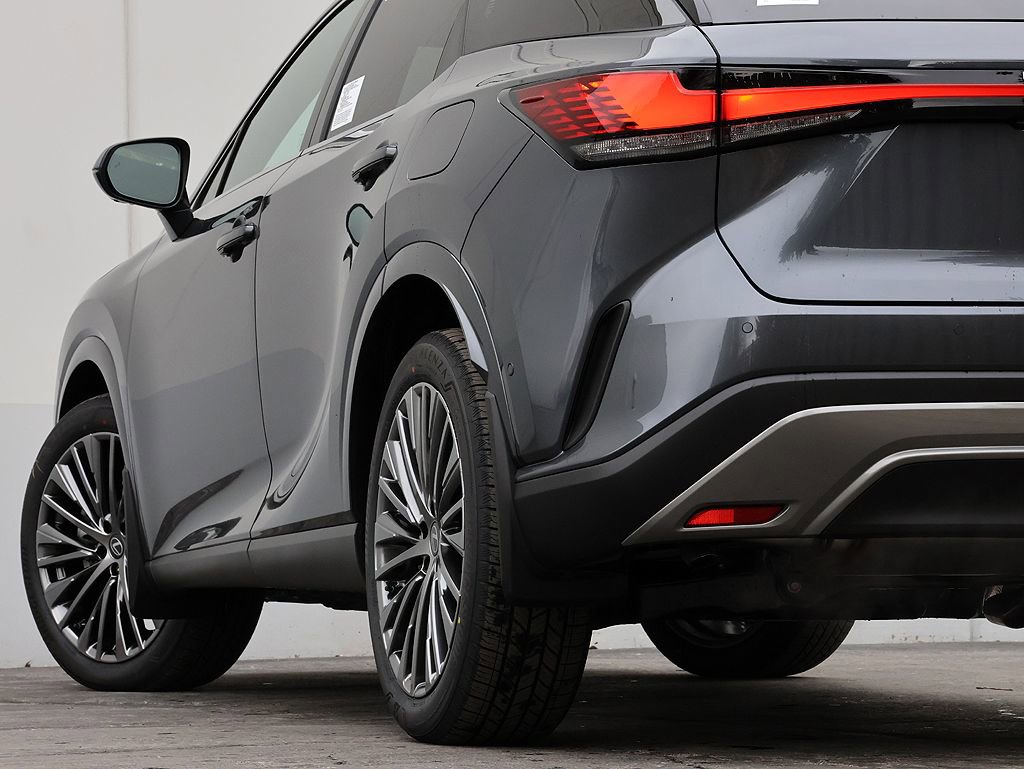 New 2026 Lexus RX 450h AWD image 8