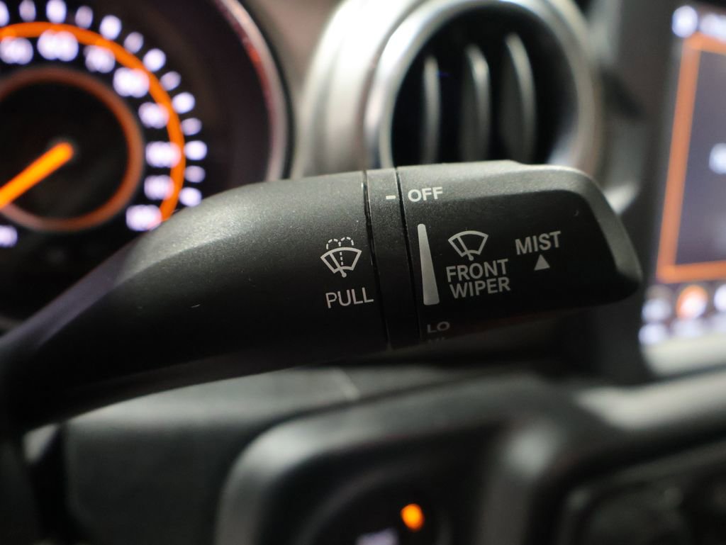 Used 2020 Jeep Gladiator Overland image 40