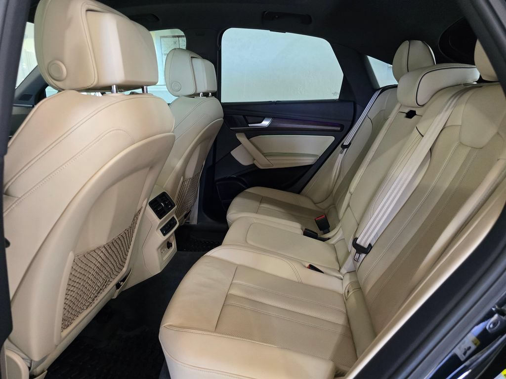 Used 2021 Audi Q5 Prestige w/ Prestige Package AWD/4WD image 25