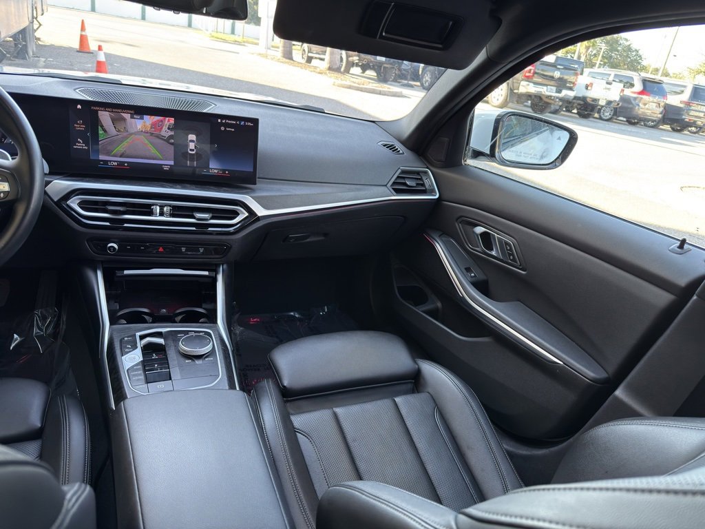 Used 2023 BMW 330i Sedan w/ Driving Assistance Package image 34
