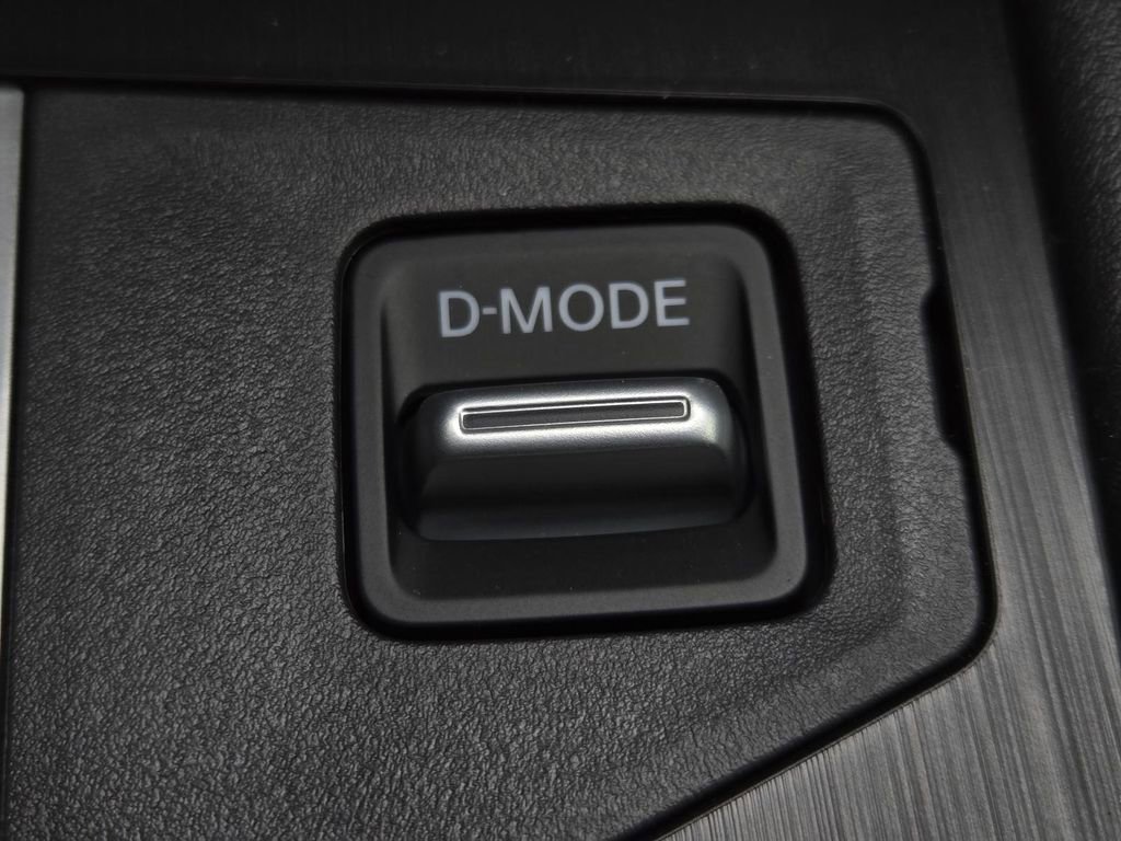 New 2026 Nissan Kicks SV w/ Charging Package image 23