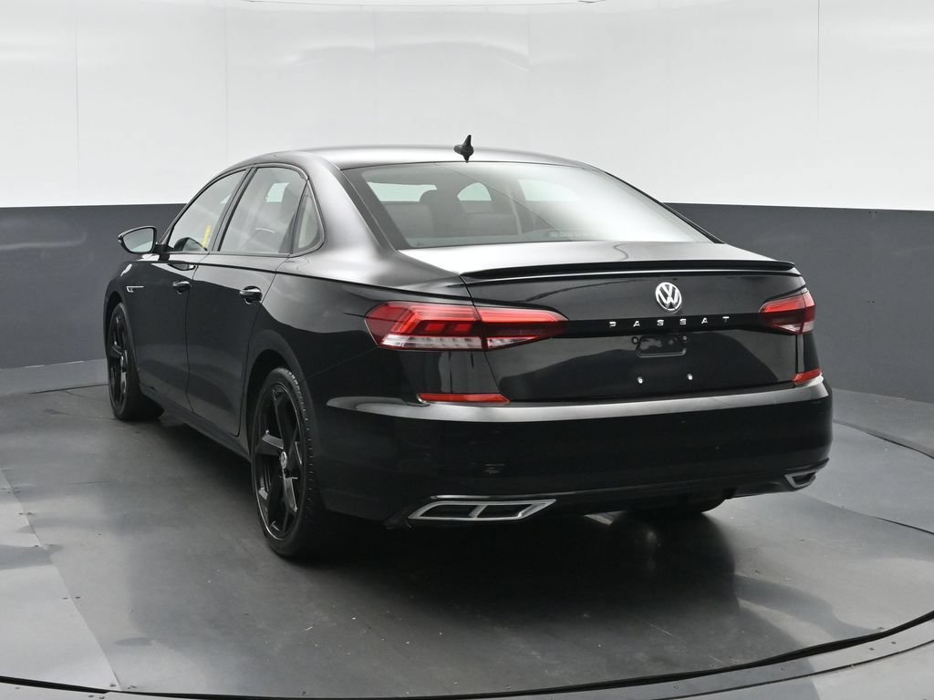 Used 2020 Volkswagen Passat 2.0T R-Line FWD image 5