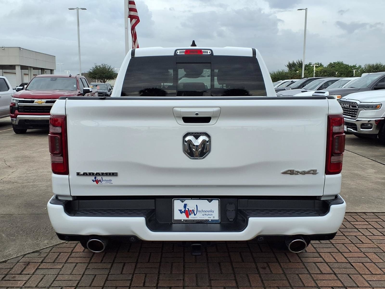 Used 2023 RAM 1500 Laramie AWD/4WD image 6