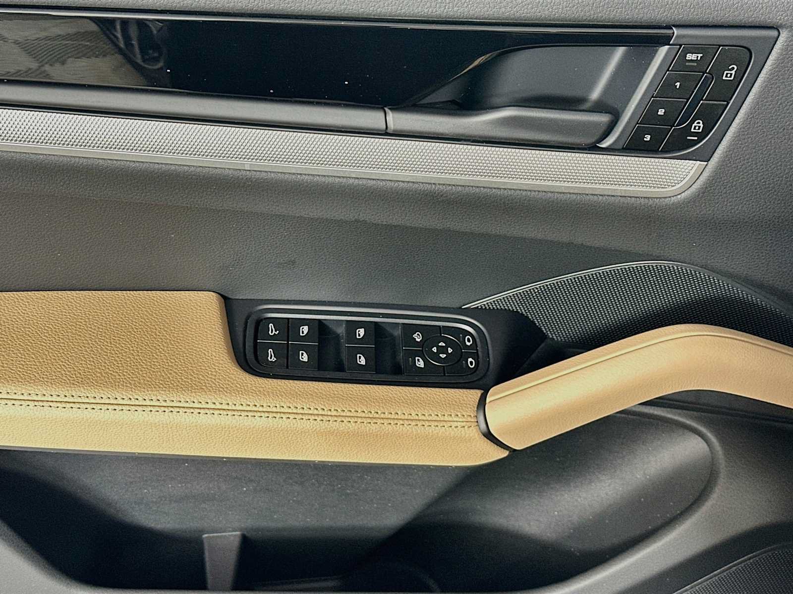New 2026 Porsche Cayenne AWD/4WD image 11