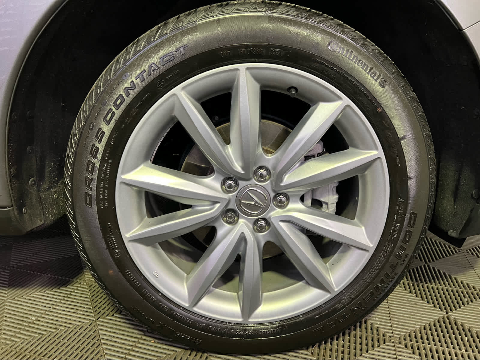 Certified 2024 Acura RDX SH-AWD image 9