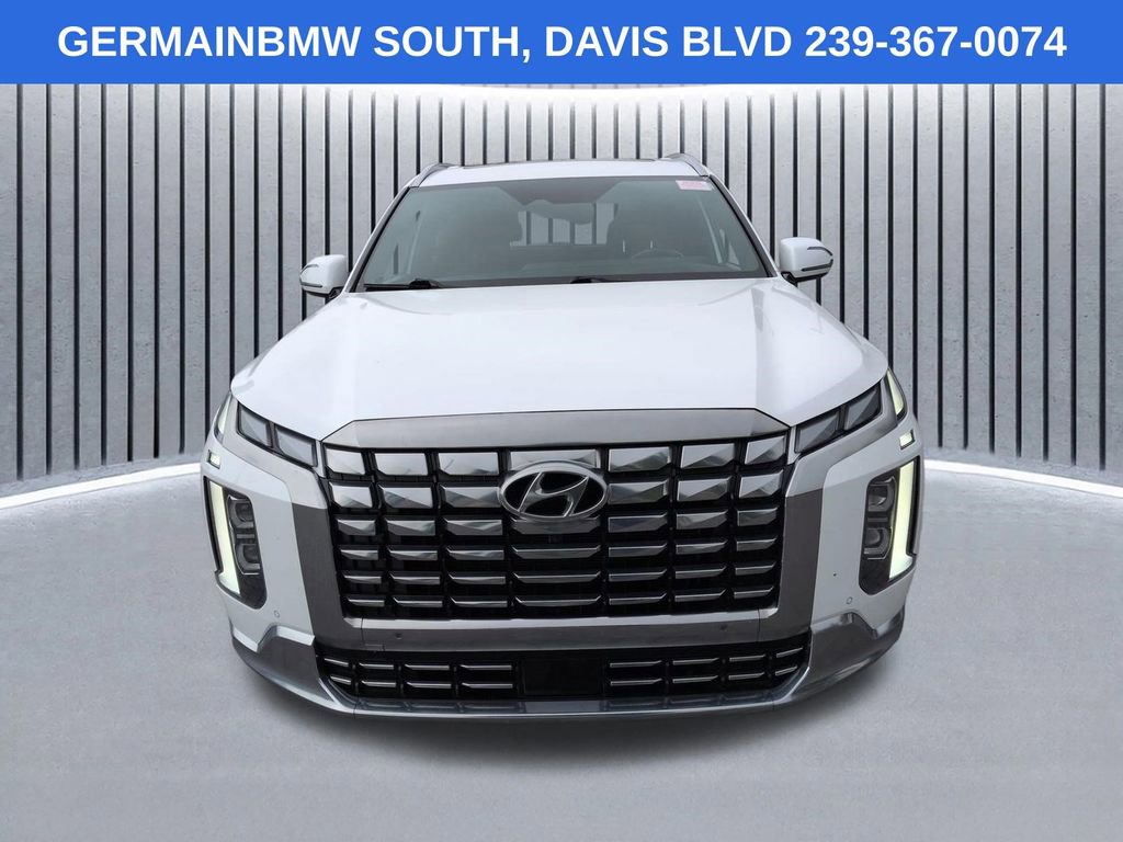 Used 2023 Hyundai Palisade Calligraphy image 10