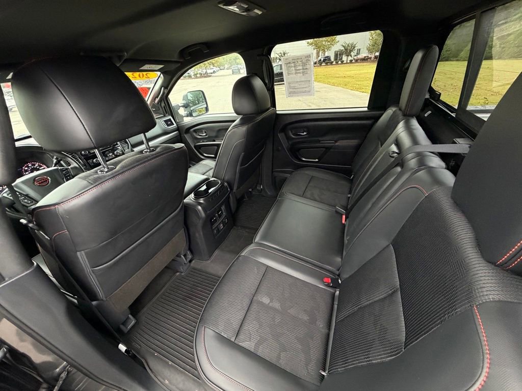 Used 2024 Nissan Titan PRO-4X image 28