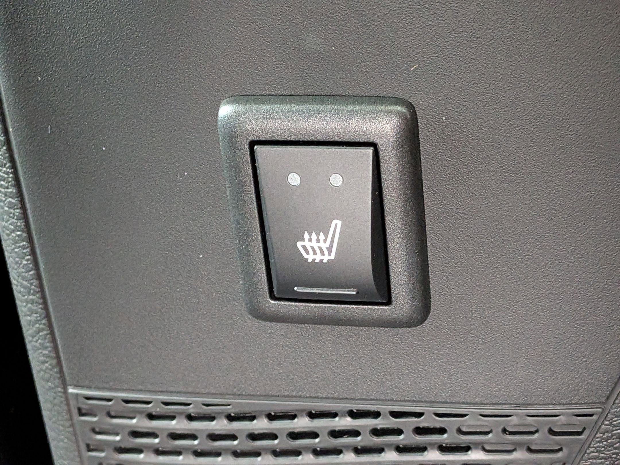 New 2026 Chrysler Pacifica Limited w/ Uconnect Theater Family Group image 34