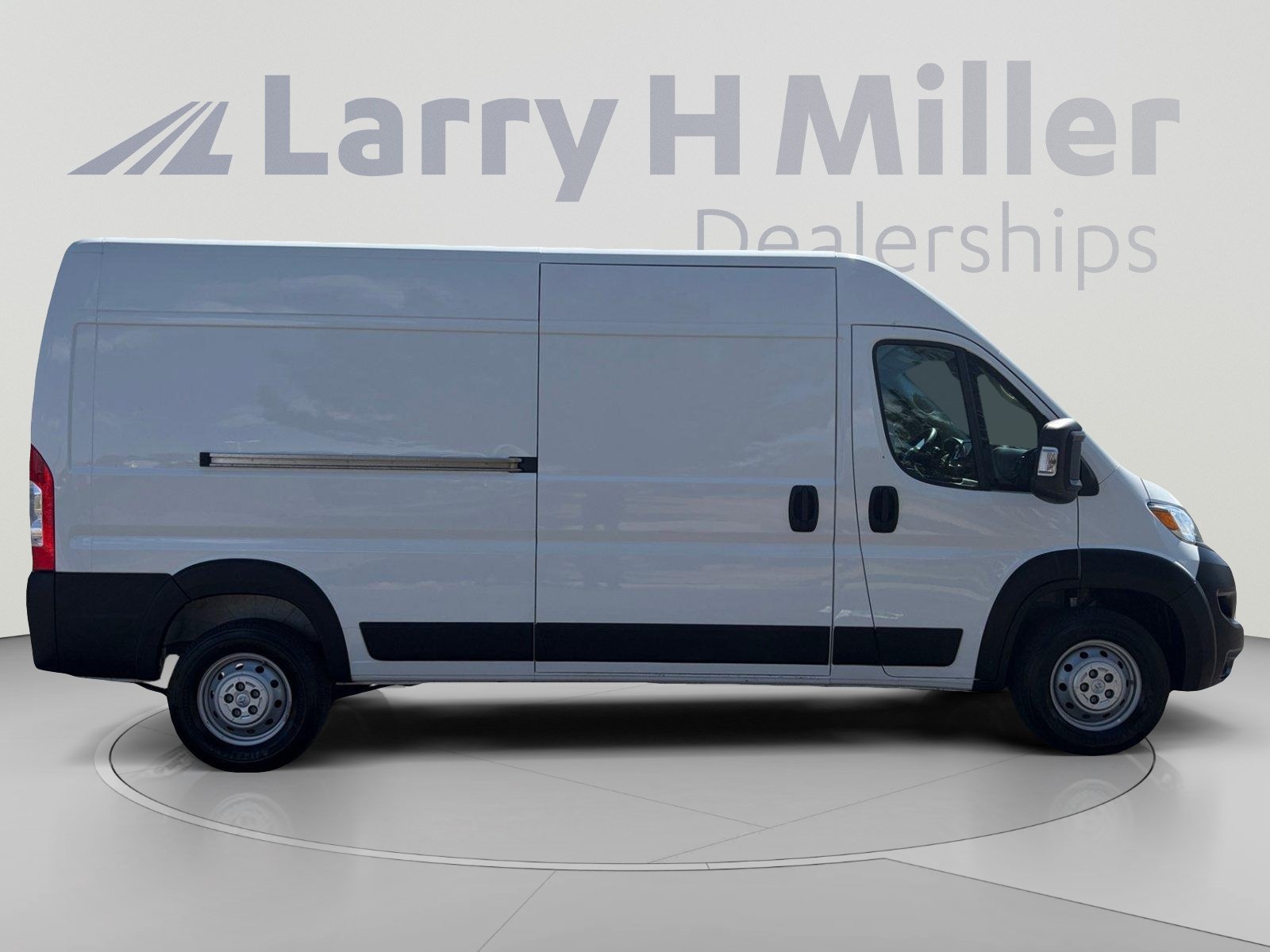 Used 2023 RAM ProMaster 2500 FWD image 6