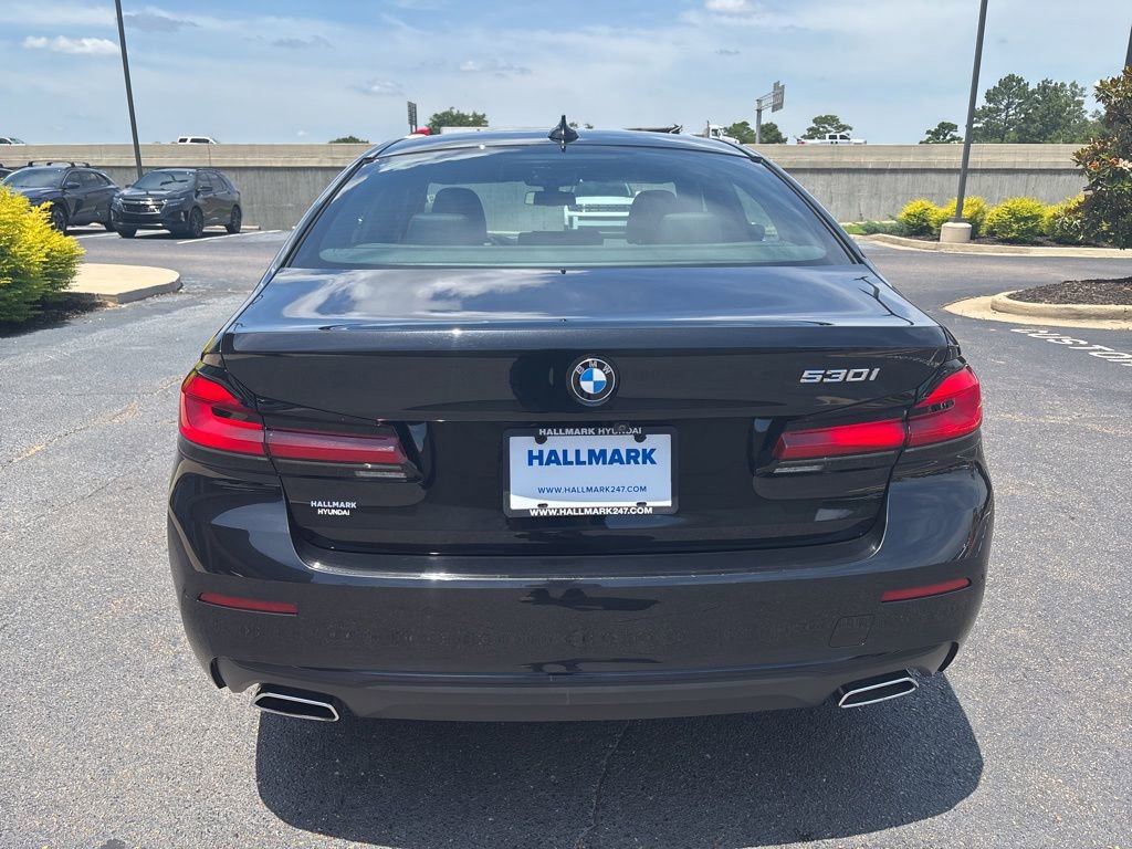 Used 2023 BMW 530i w/ Premium Package RWD image 6
