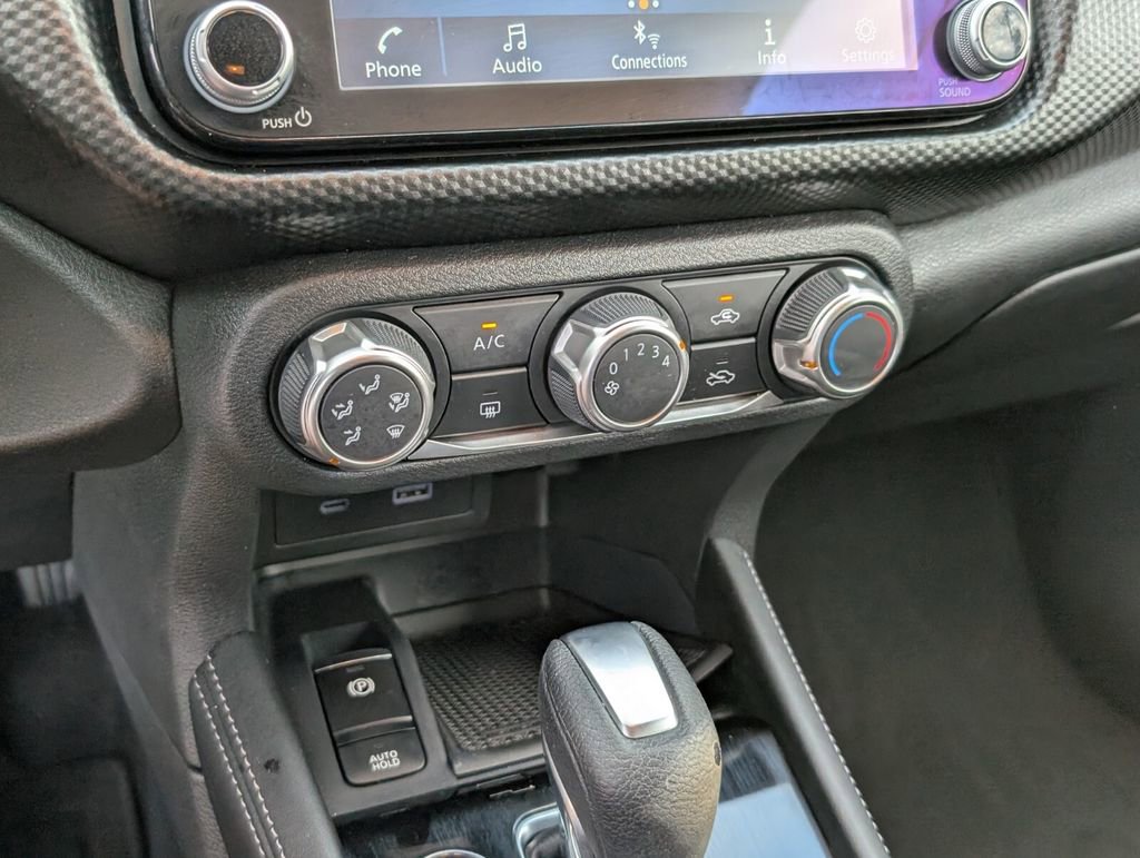 Certified 2023 Nissan Kicks SV image 21