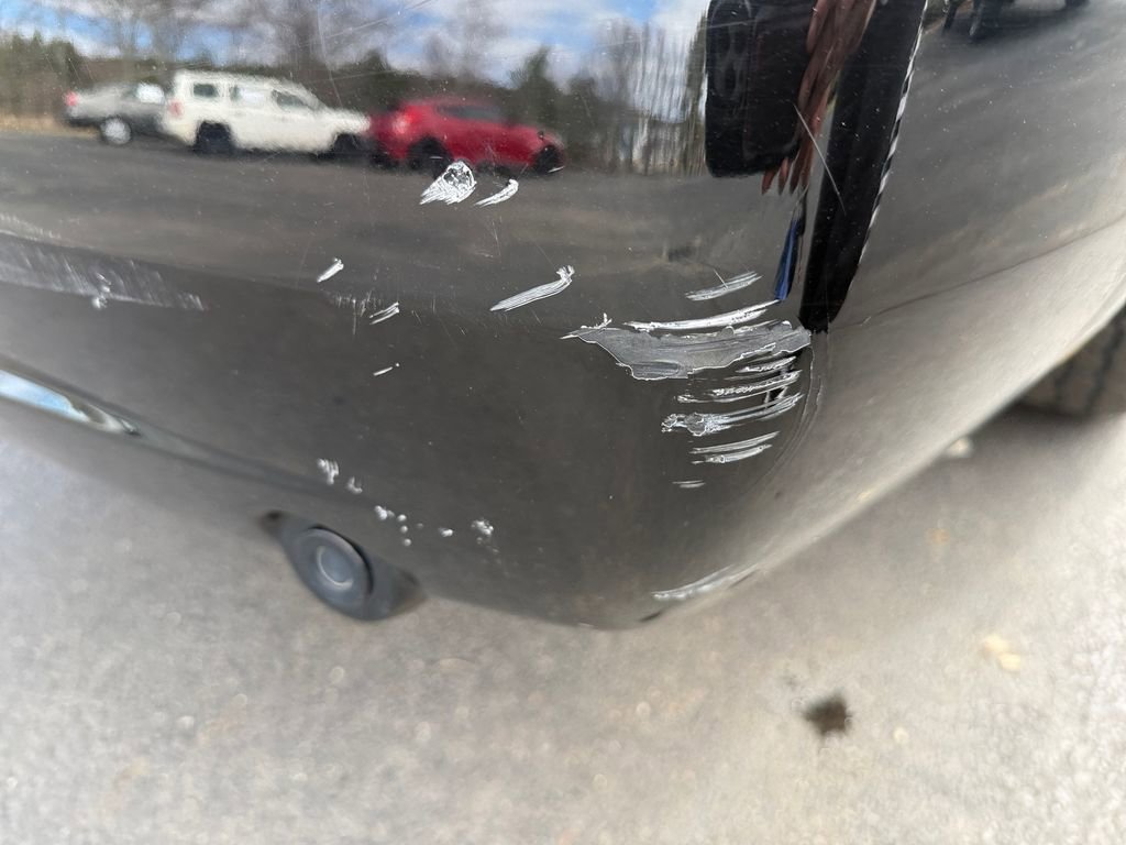 Used 2010 Chevrolet Avalanche LS w/ Interior Plus Package image 37