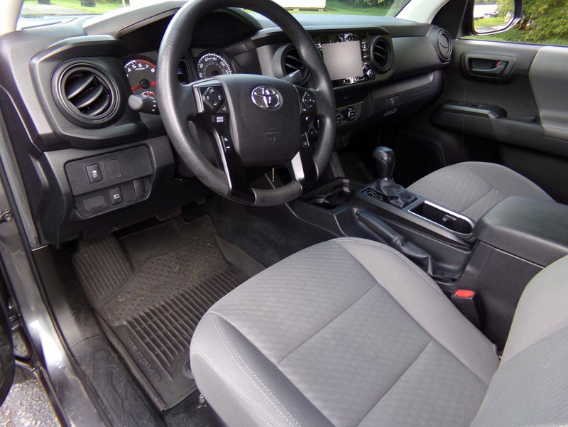 Used 2022 Toyota Tacoma SR5 image 13