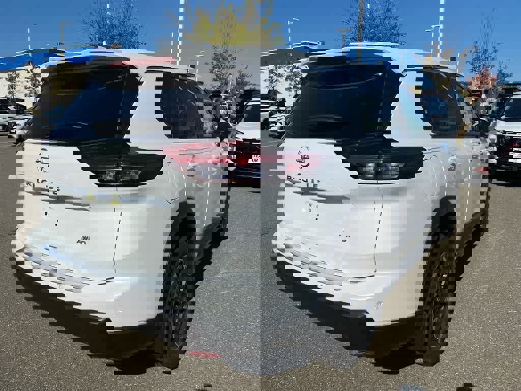 New 2026 Nissan Rogue SV image 7