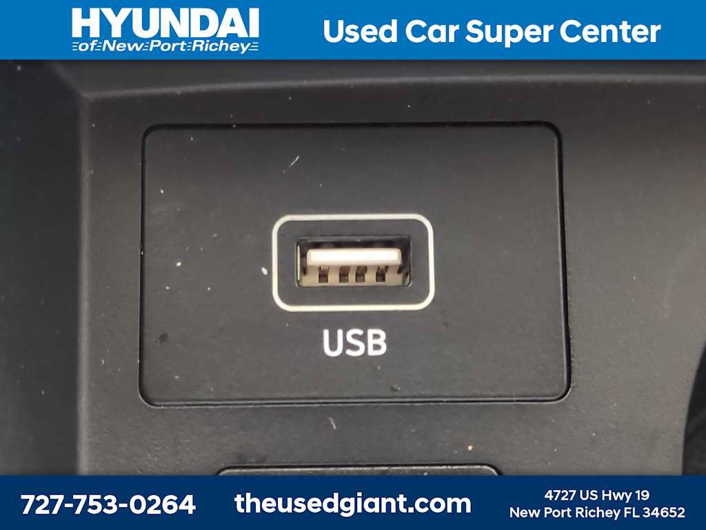 Certified 2023 Hyundai Santa Fe SE FWD image 22