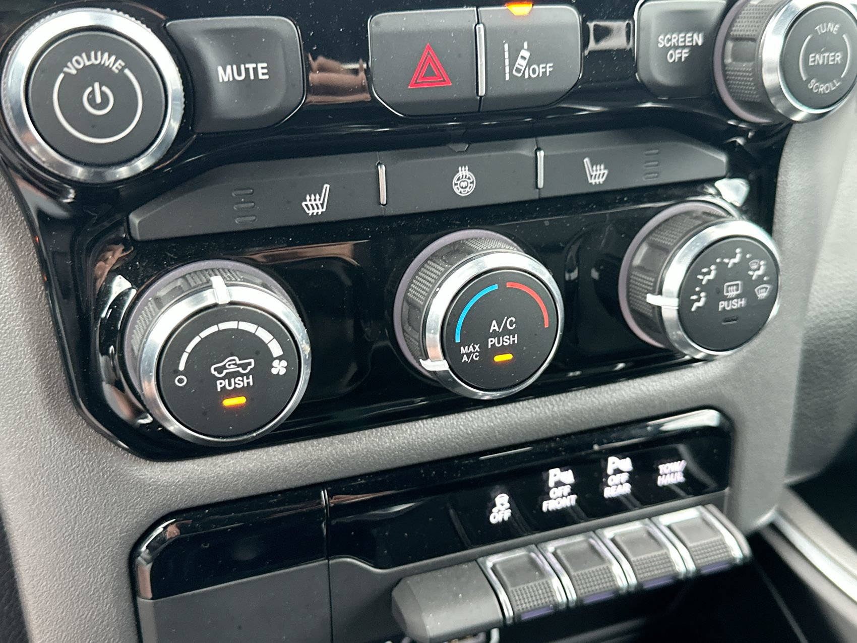 Used 2025 RAM 1500 Lone Star AWD/4WD image 18