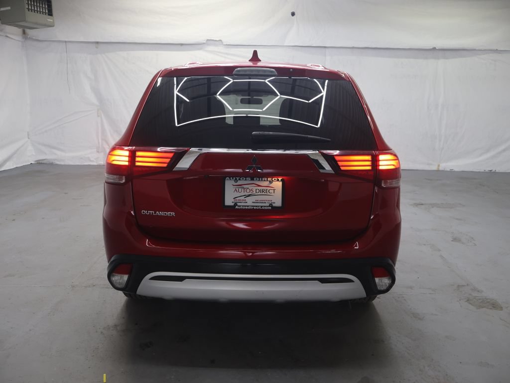 Used 2020 Mitsubishi Outlander ES FWD image 6