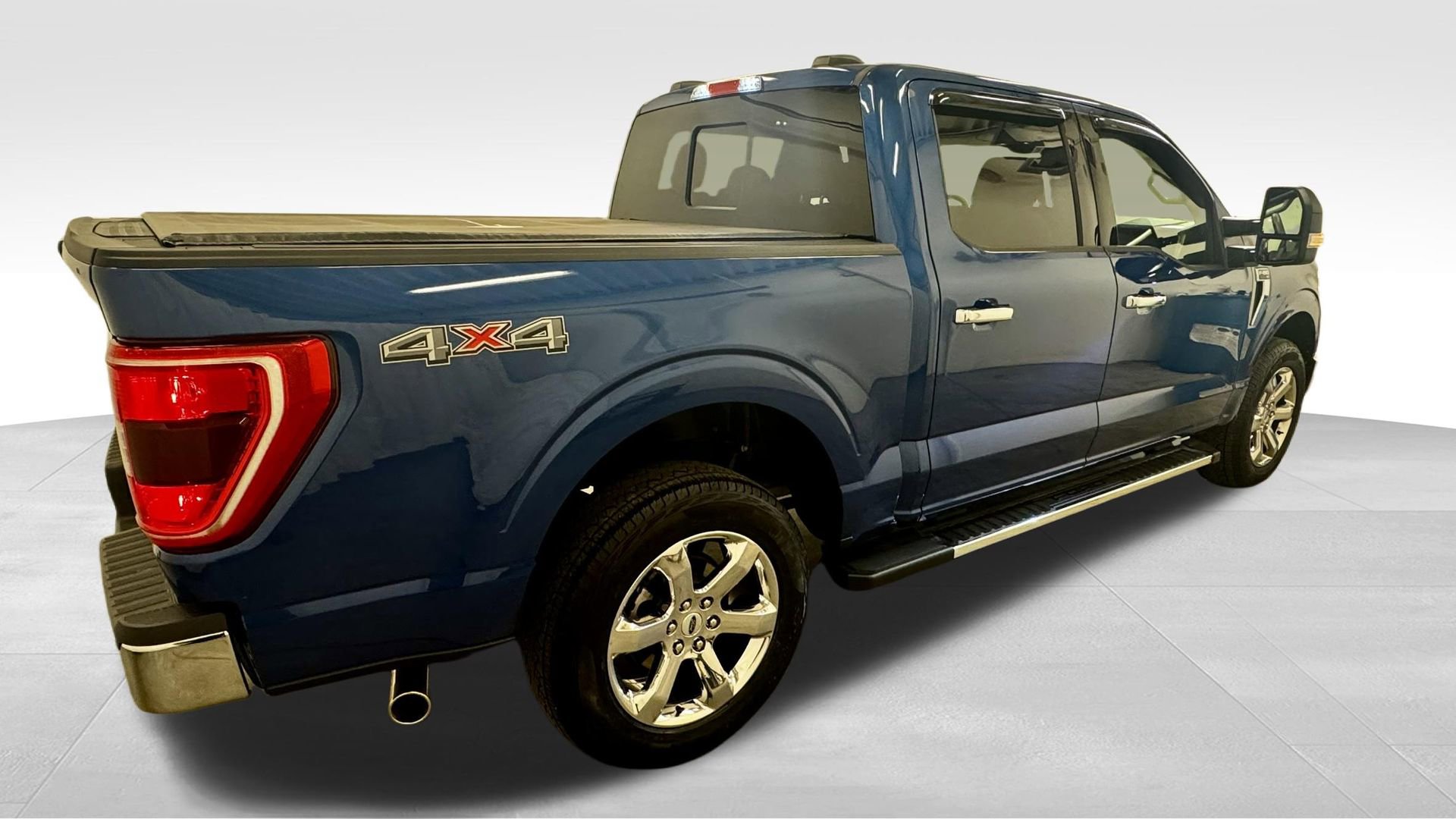 Used 2022 Ford F150 XLT w/ Equipment Group 302A High image 15