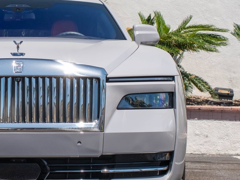 Used 2024 Rolls-Royce Spectre w/ Spectre Launch Package AWD/4WD image 38