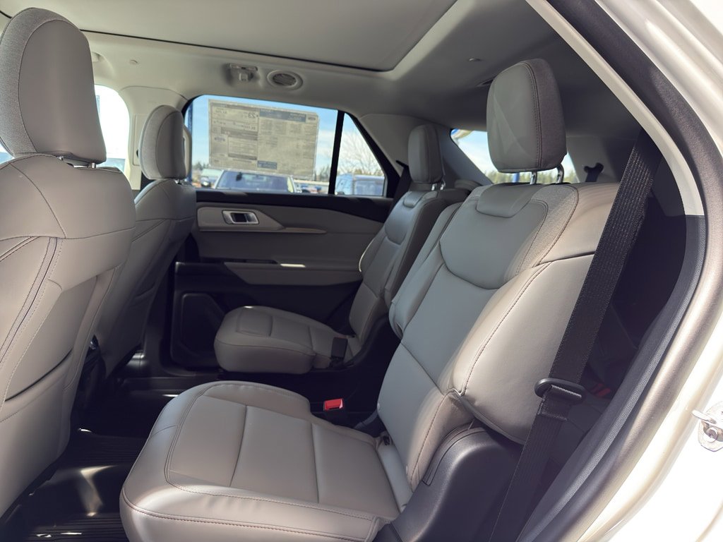 New 2026 Ford Explorer Active w/ Active Comfort Package AWD/4WD image 24