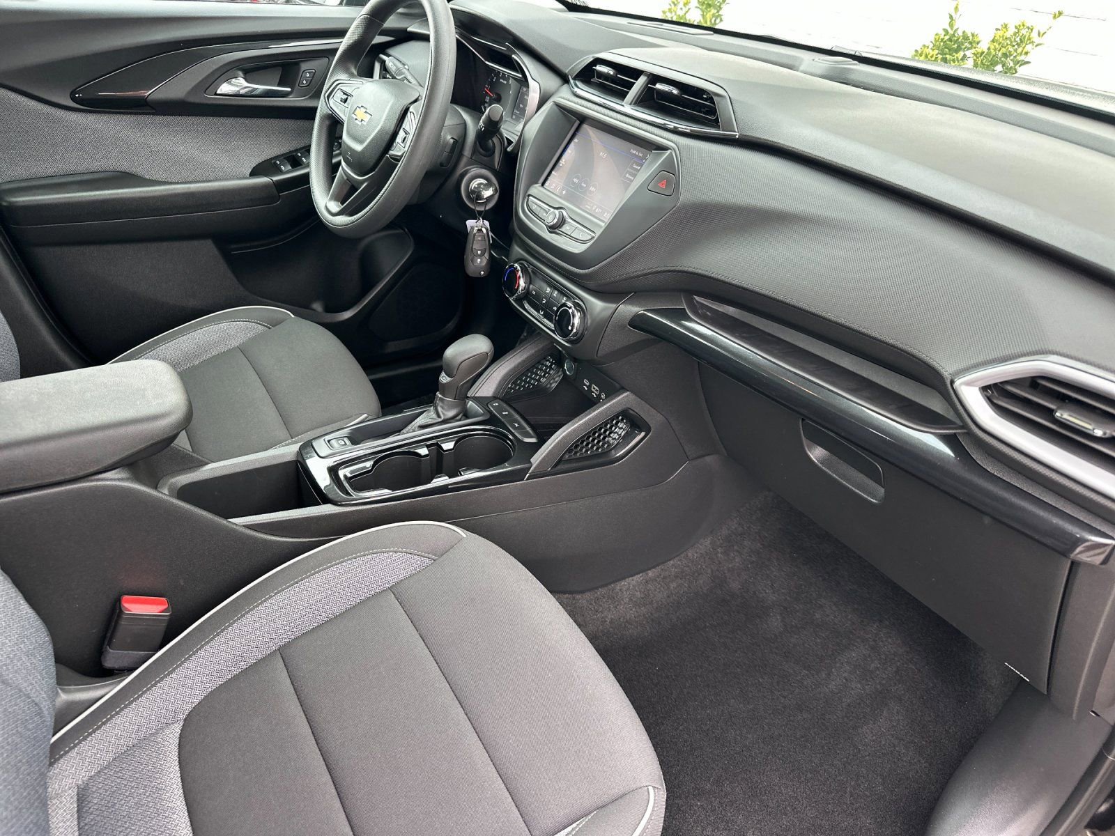 Used 2023 Chevrolet TrailBlazer LS FWD image 18