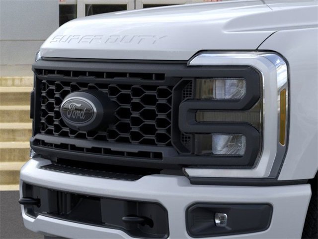 New 2025 Ford F350 Lariat w/ Lariat Ultimate Package image 17