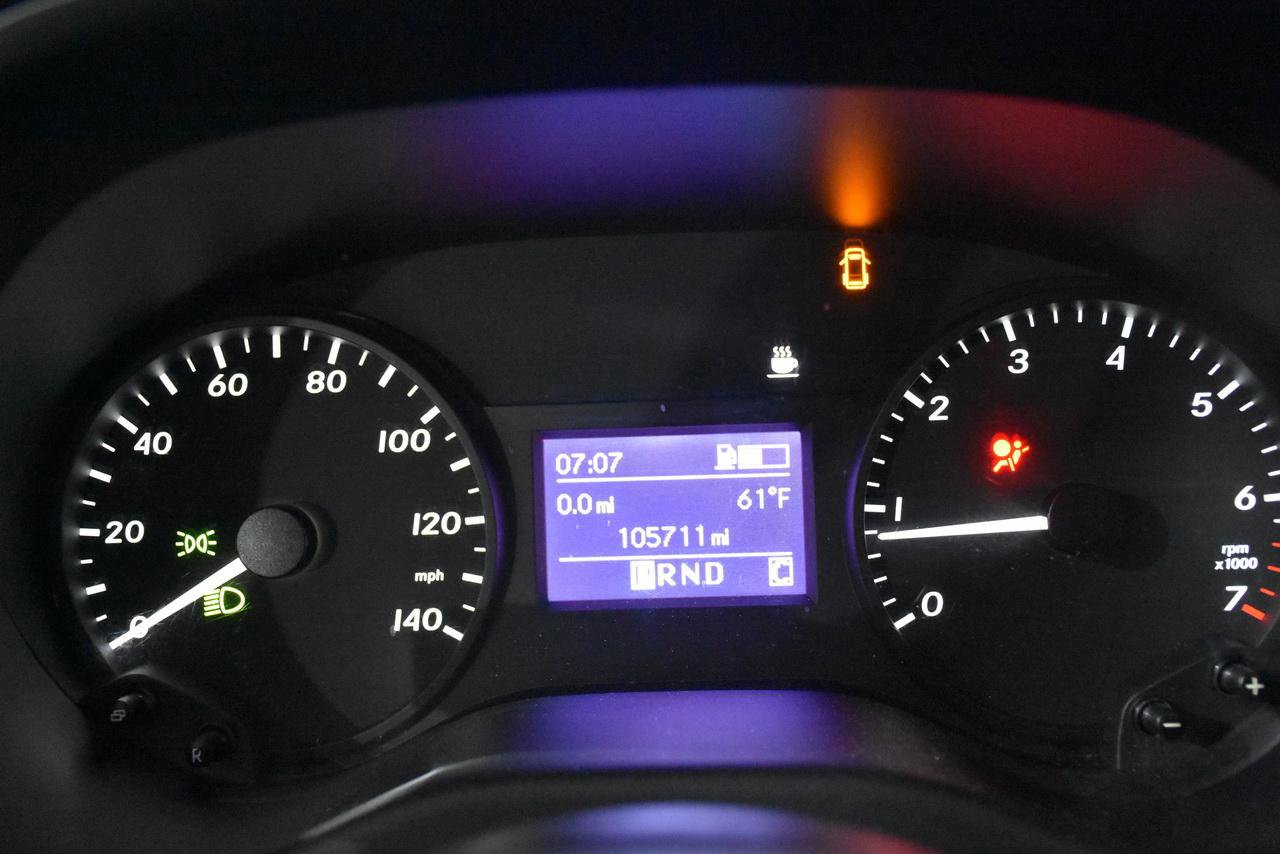 Used 2016 Mercedes-Benz Metris Passenger image 15