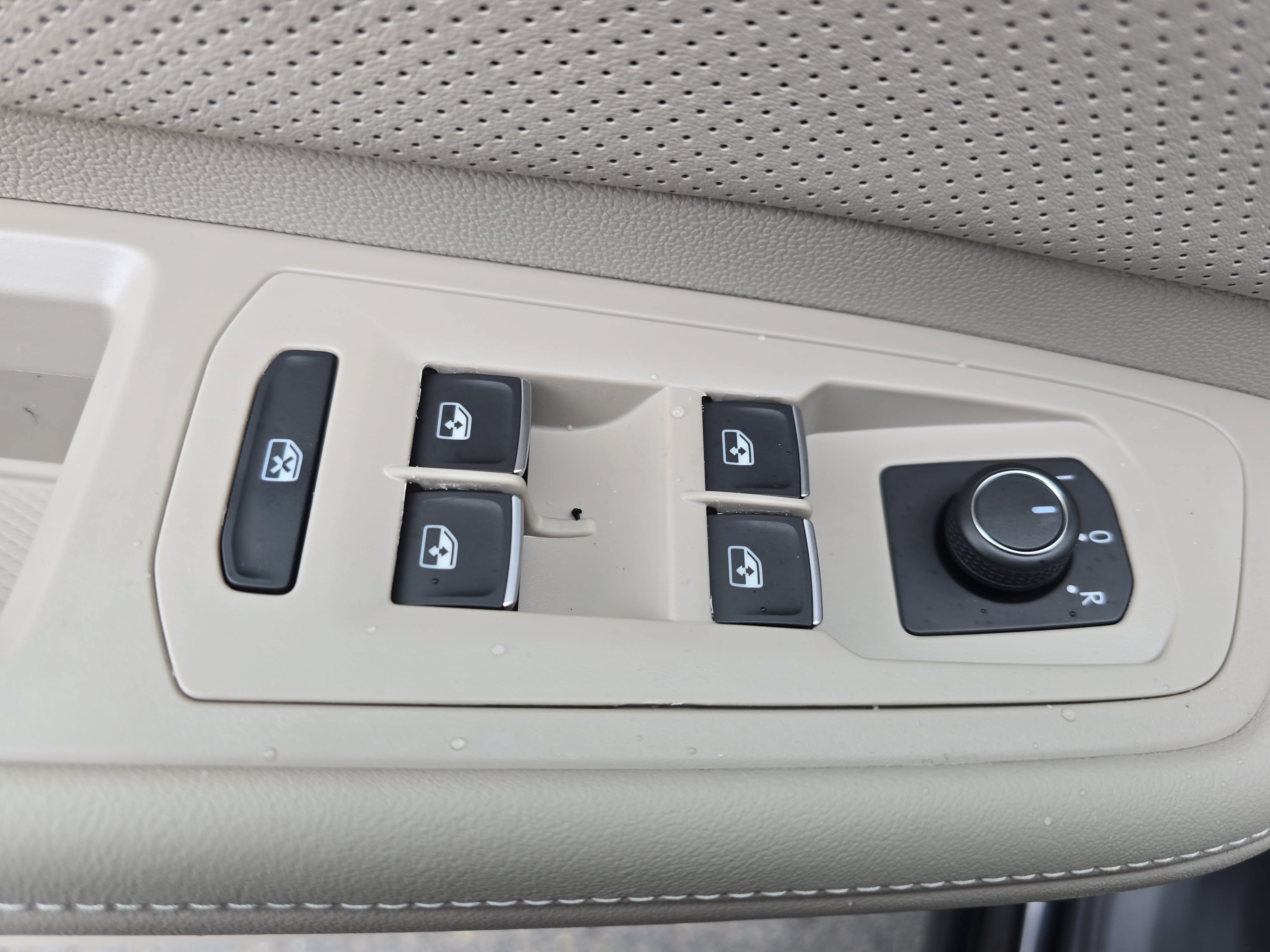New 2026 Volkswagen Atlas SE AWD/4WD image 28