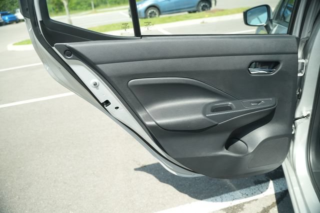 Used 2025 Nissan Versa SV FWD image 16
