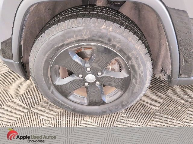 Used 2012 Jeep Grand Cherokee Laredo image 48