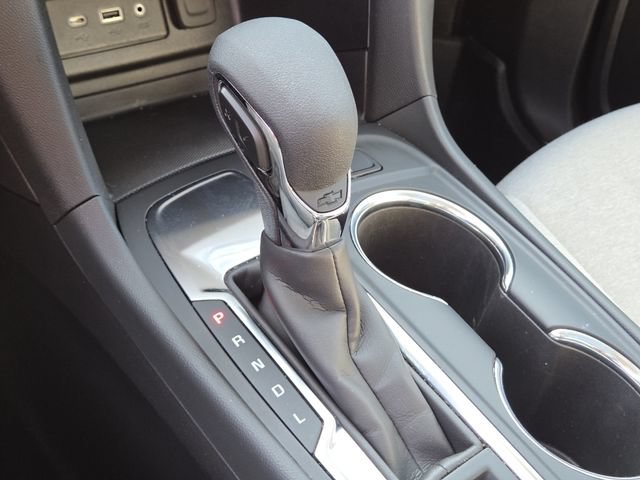 Used 2024 Chevrolet Equinox LT w/ LPO, Floor Liner Package FWD image 29