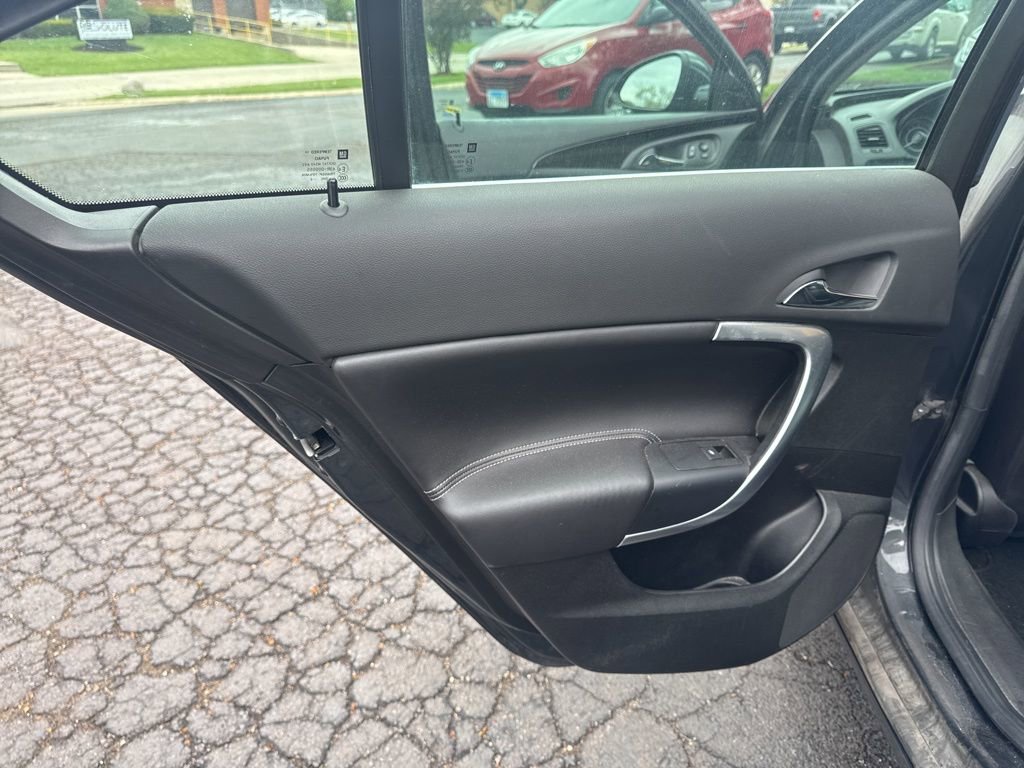 Used 2014 Buick Regal FWD image 18