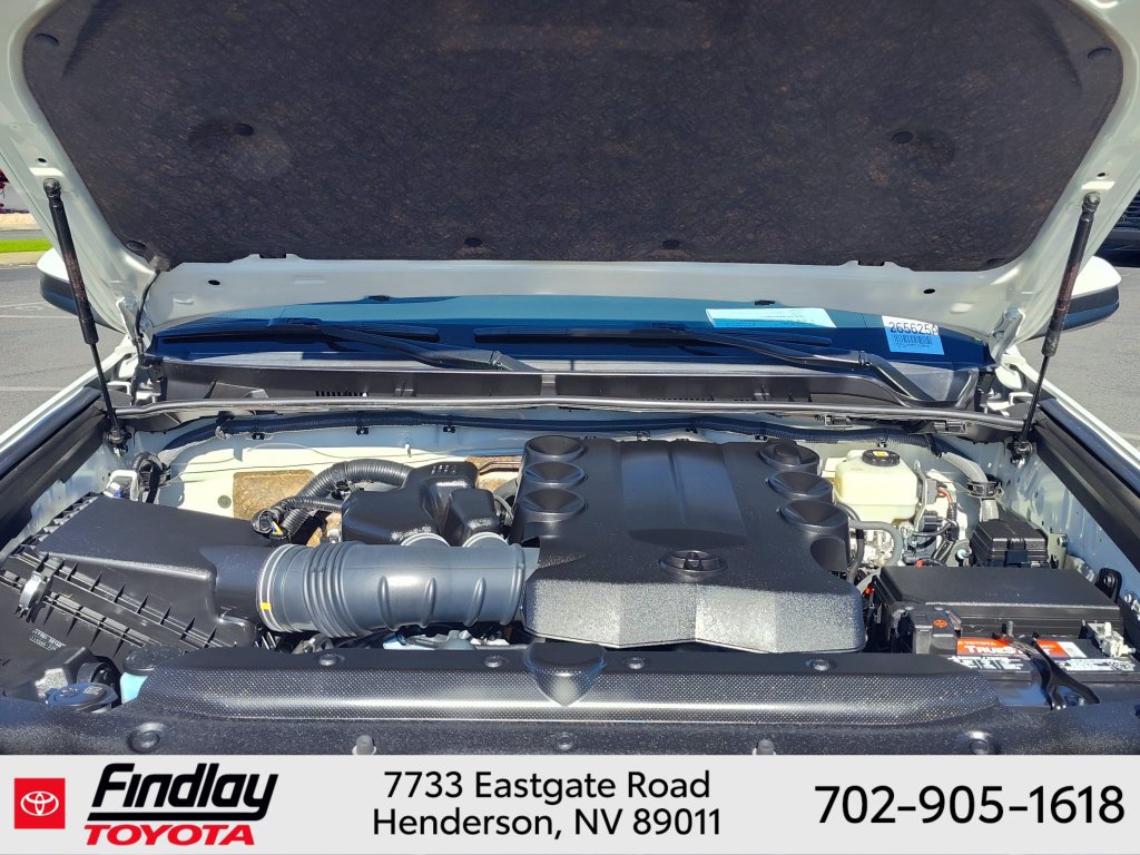 Certified 2023 Toyota 4Runner SR5 AWD/4WD image 30