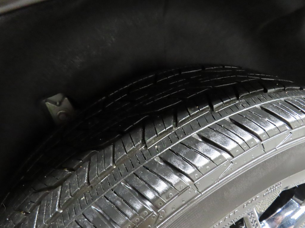 Used 2024 Chevrolet Traverse RS w/ LPO, Floor Liner Package image 39