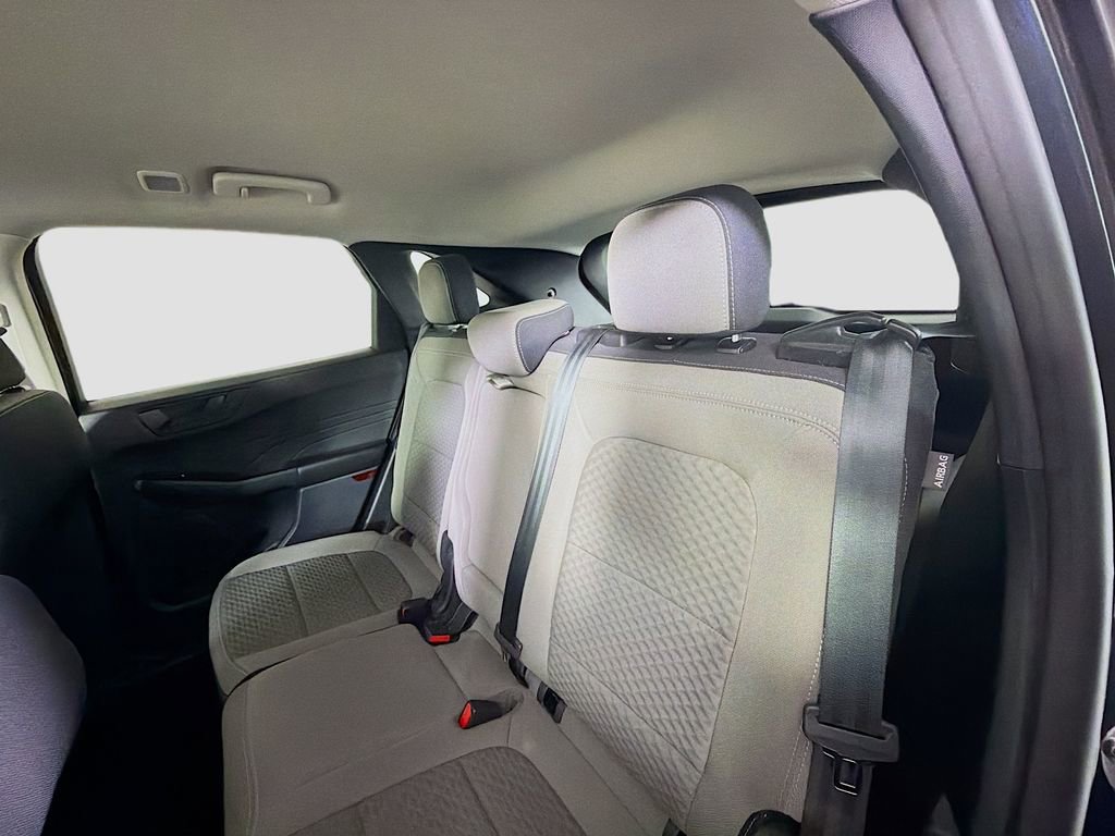 Used 2022 Ford Escape SE w/ SE Sport Appearance Package FWD image 23