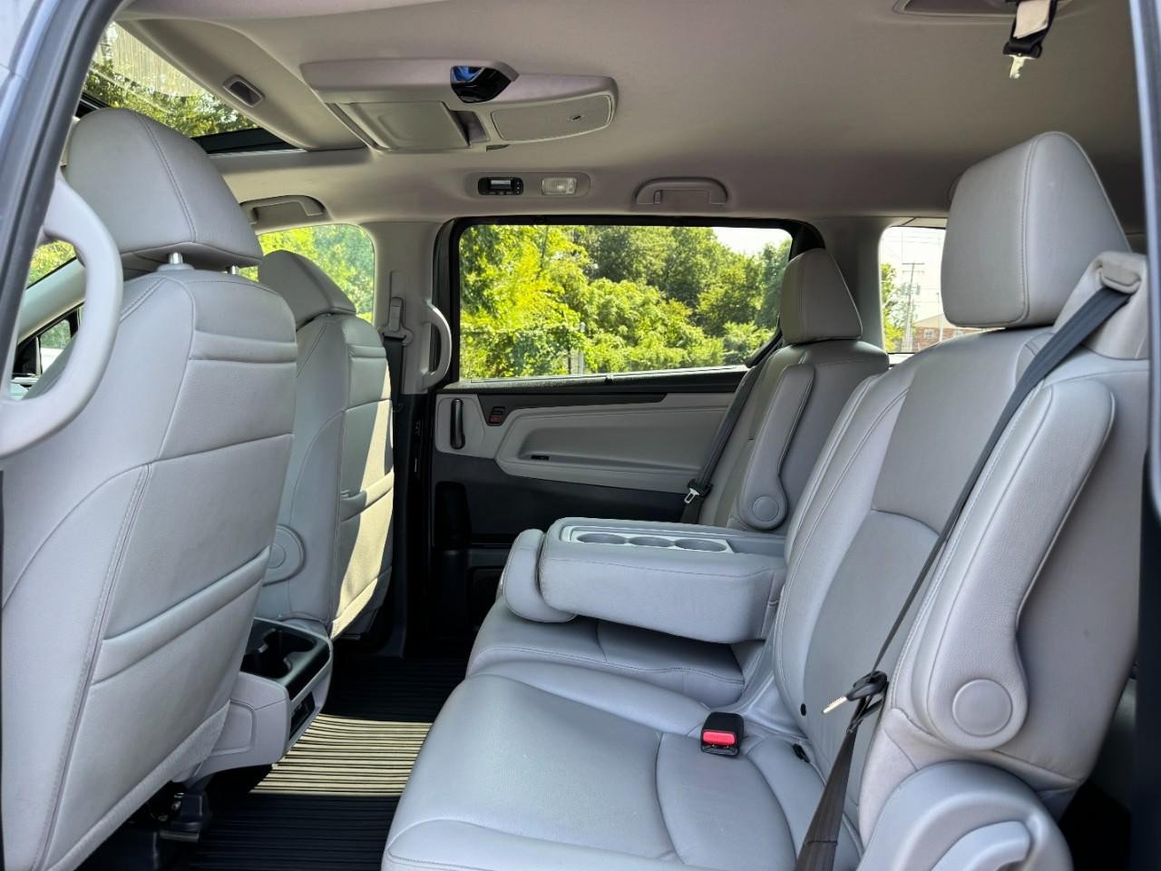 Used 2023 Honda Odyssey Touring image 12