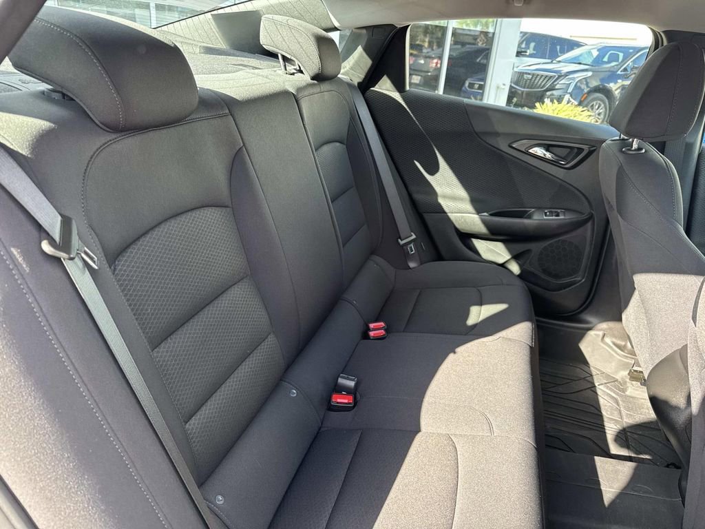 Used 2023 Chevrolet Malibu LS image 10