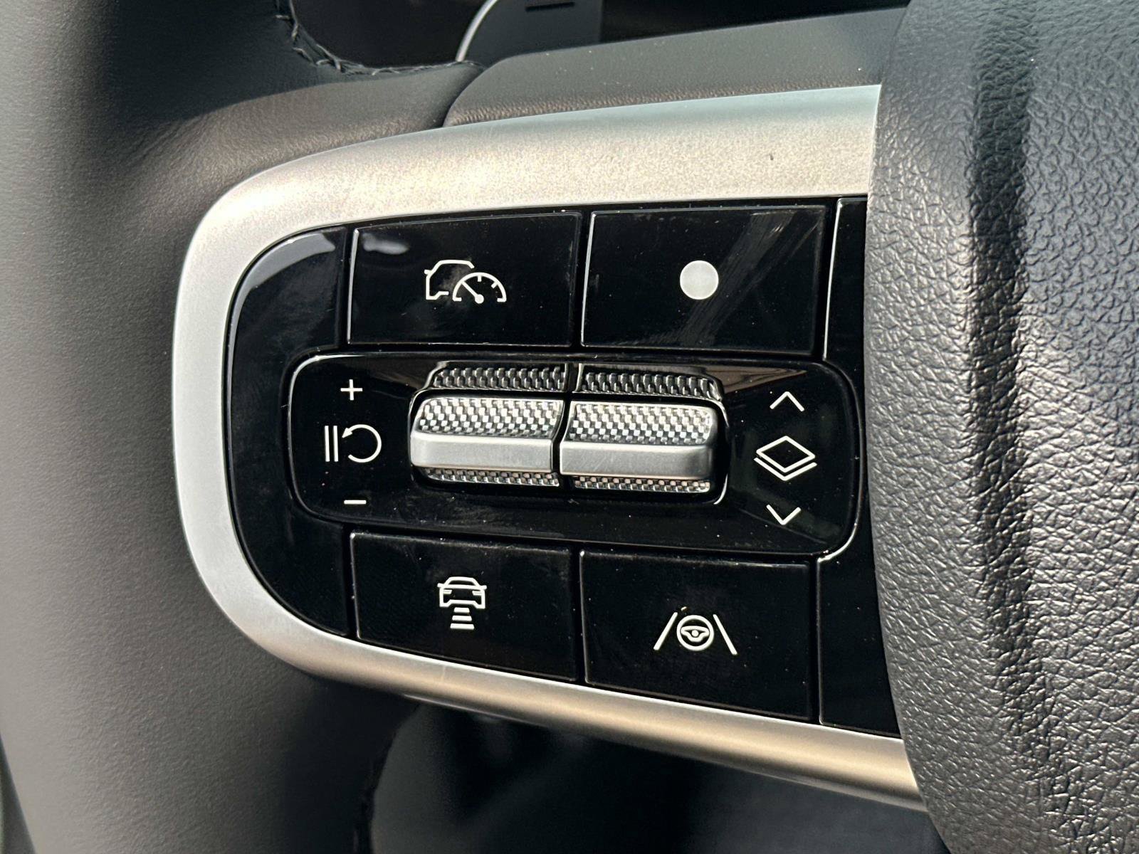 New 2026 Genesis GV70 2.5T AWD/4WD image 21