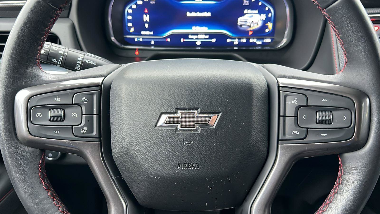 Used 2022 Chevrolet Tahoe RST w/ Luxury Package AWD/4WD image 32
