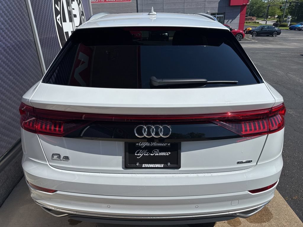 Used 2023 Audi Q8 Premium w/ Convenience Package AWD/4WD image 11
