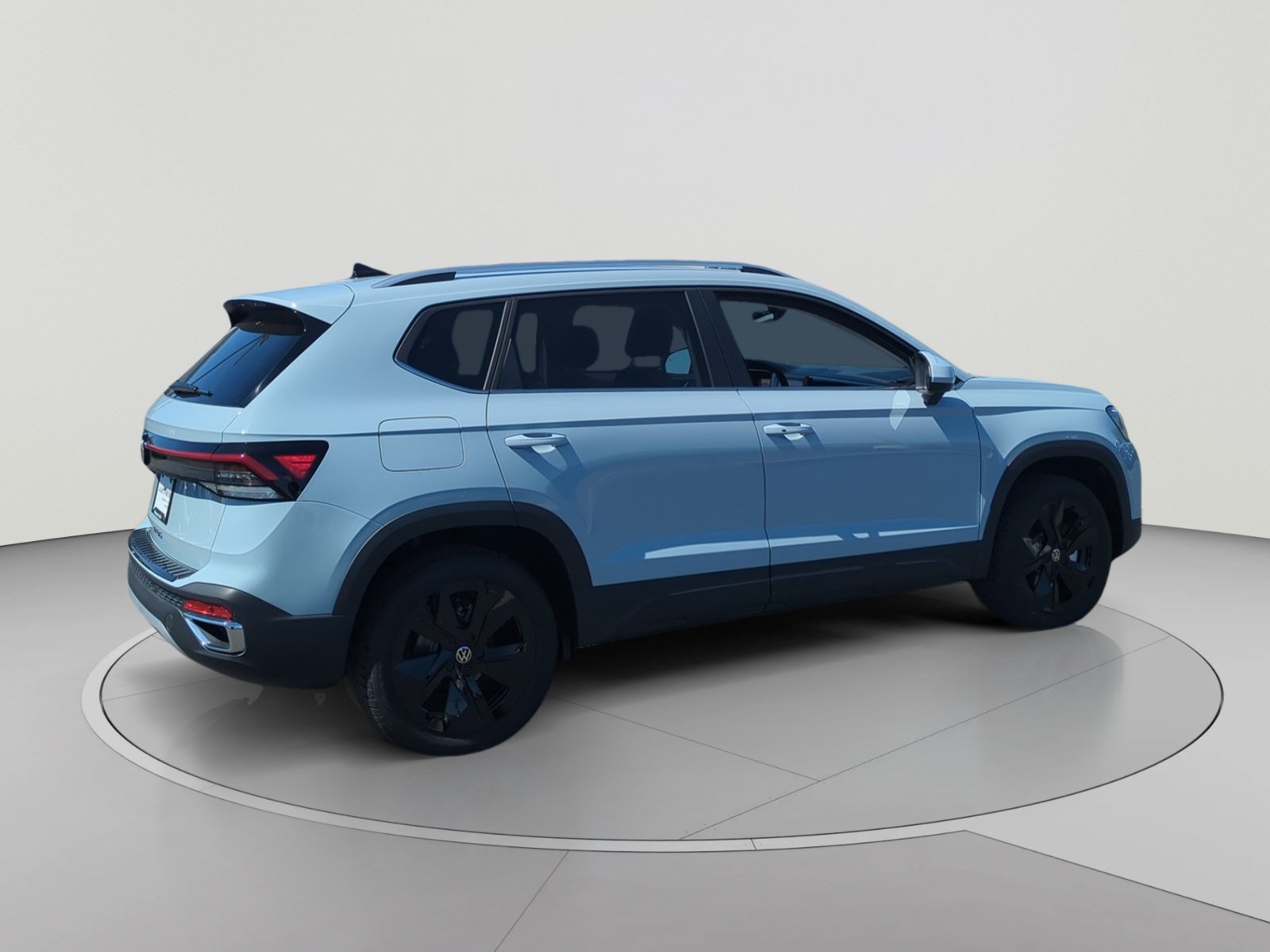 New 2026 Volkswagen Taos SE FWD image 5