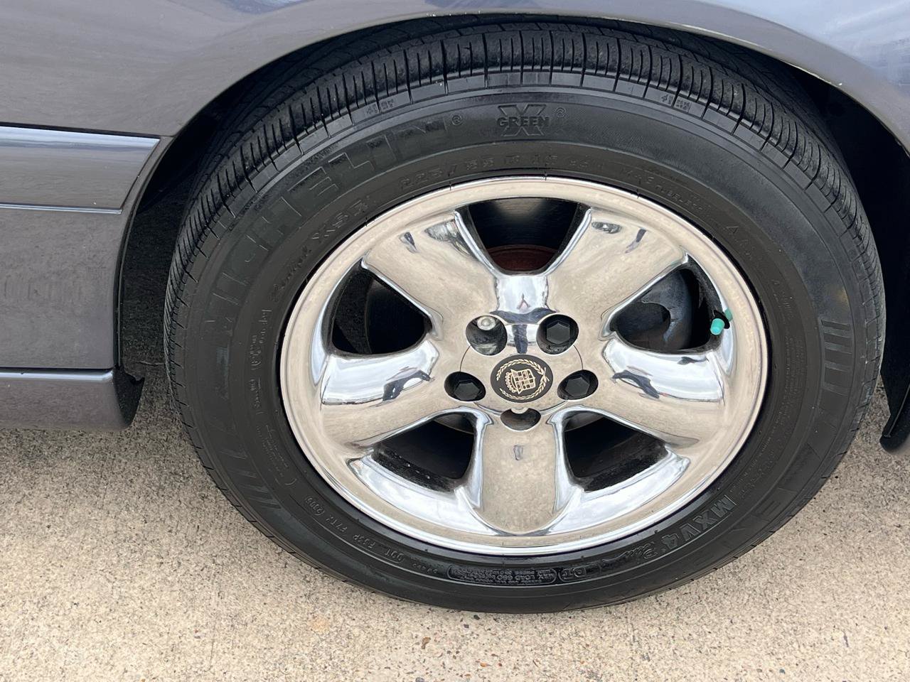 Used 1997 Cadillac Catera RWD image 14