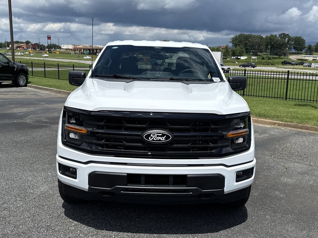 New 2026 Ford F150 XLT w/ XLT Black Appearance Package AWD/4WD image 2