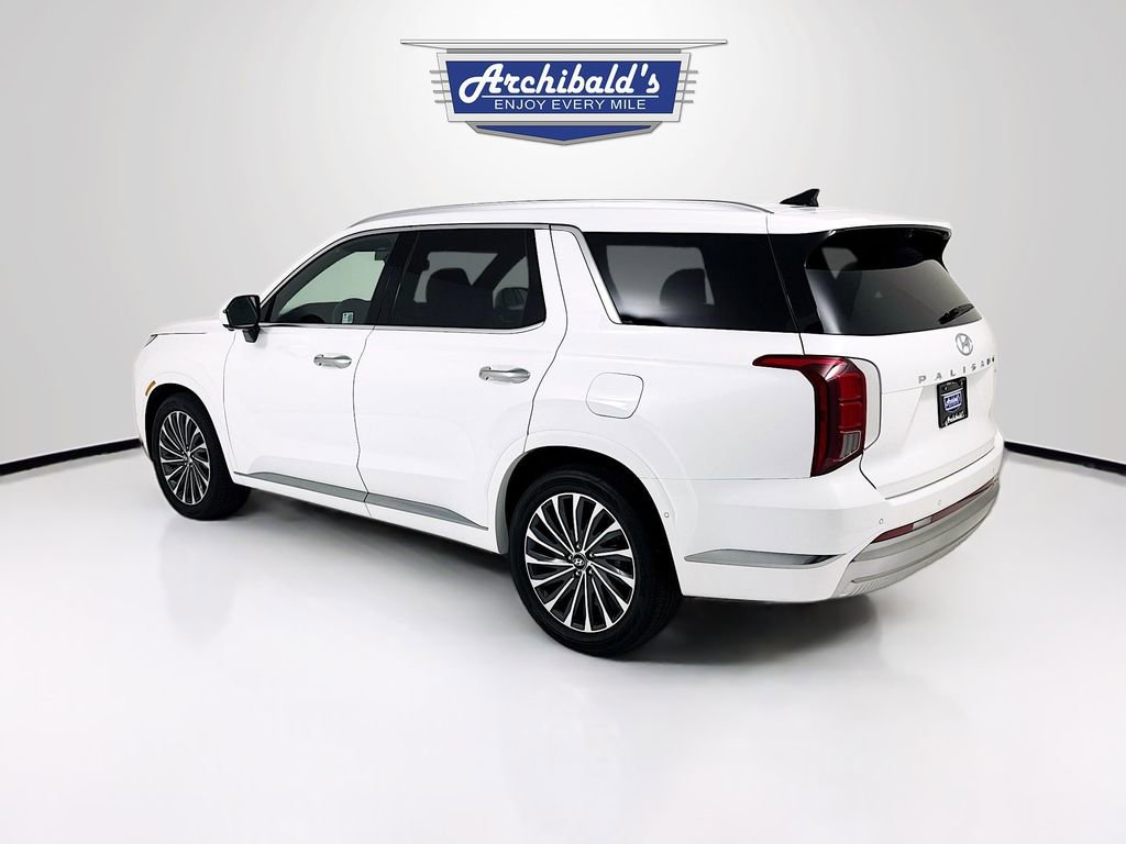 Used 2024 Hyundai Palisade Calligraphy image 6