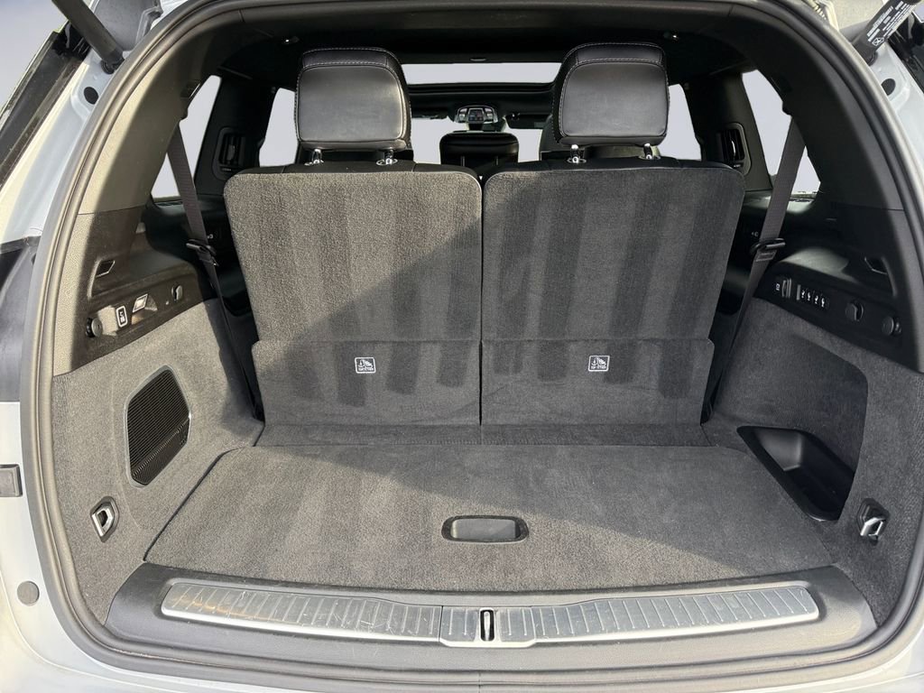 Certified 2024 Jeep Grand Cherokee L Overland w/ Rear Seat Video Group I image 23