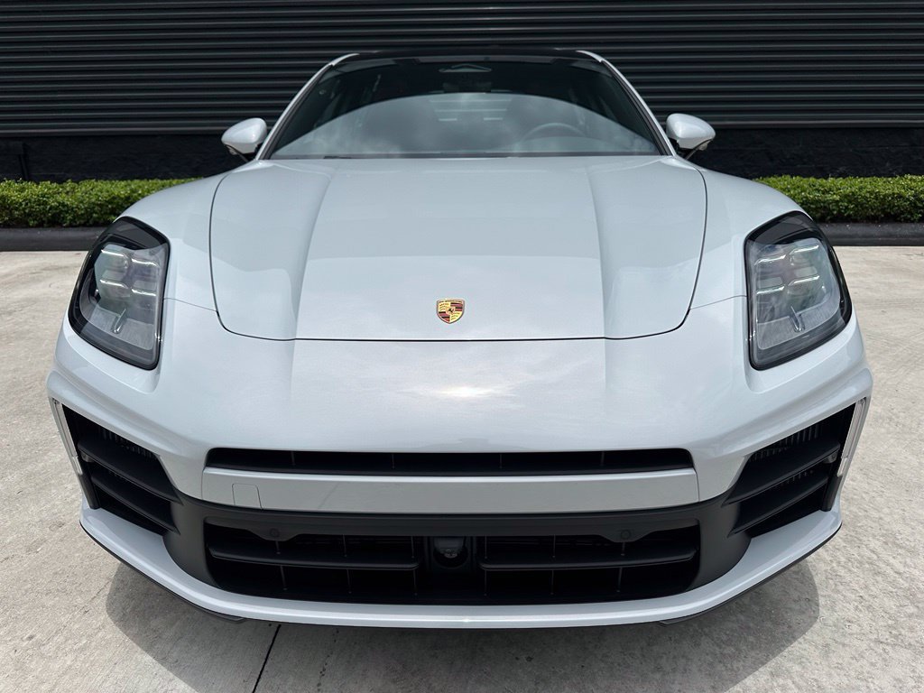 Used 2026 Porsche Panamera RWD image 8