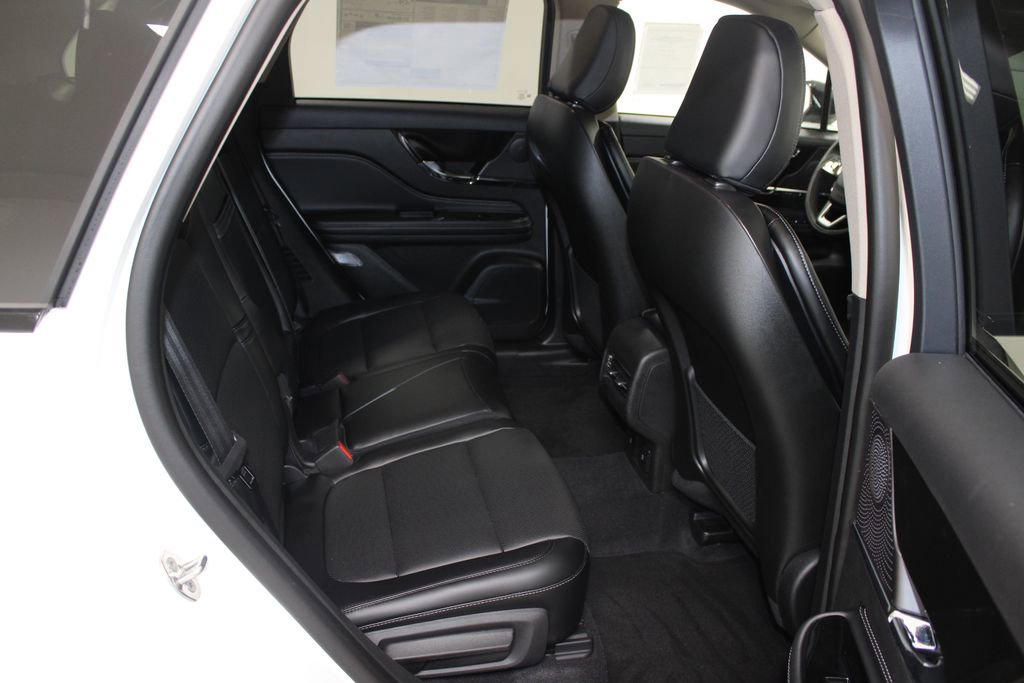 New 2026 Lincoln Corsair Premiere image 31