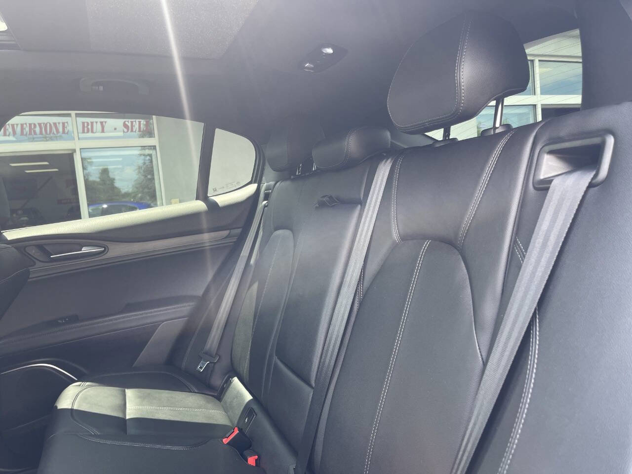 Used 2022 Alfa Romeo Stelvio Ti image 21